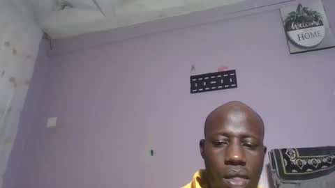 Snapshot of _hairlyboy chatting on October 10, 2025, 8:46 am _hairlyboy online show from October 10, 2025, 8:46 am