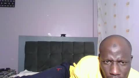 Snapshot of _hairlyboy chatting on October 15, 2025, 9:31 am _hairlyboy online show from October 15, 2025, 9:31 am