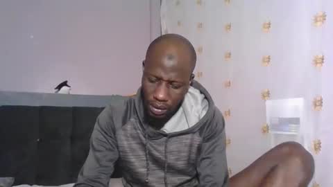 Snapshot of _hairlyboy chatting on October 16, 2025, 4:35 am _hairlyboy online show from October 16, 2025, 4:35 am