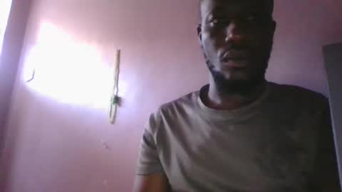 Snapshot of _hairlyboy chatting on November 10, 2025, 6:12 am _hairlyboy online show from November 10, 2025, 6:12 am