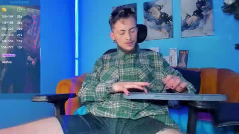 Snapshot of _hairybeard_ chatting on October 14, 2025, 5:41 am Mathews online show from October 14, 2025, 5:41 am