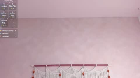 Snapshot of _hanna_sky chatting on June 13, 2026, 11:35 pm Hanna Botero online show from June 13, 2026, 11:35 pm