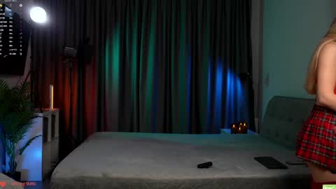 Snapshot of _healing_hottie_ chatting on May 11, 2026, 7:11 pm Veronica online show from May 11, 2026, 7:11 pm