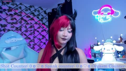 Snapshot of _heavenly_blue_ chatting on December 21, 2024, 4:19 am Bluey online show from December 21, 2024, 4:19 am