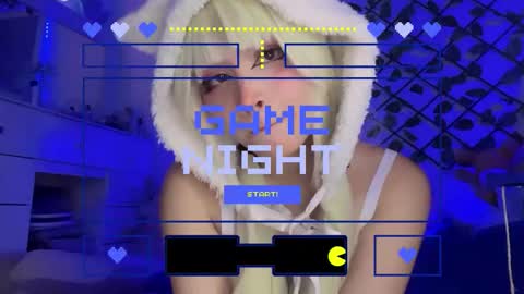 Snapshot of _heavenly_blue_ chatting on November 14, 2025, 3:27 am Bluey online show from November 14, 2025, 3:27 am