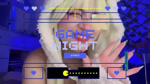 Snapshot of _heavenly_blue_ chatting on November 17, 2025, 12:16 am Bluey online show from November 17, 2025, 12:16 am