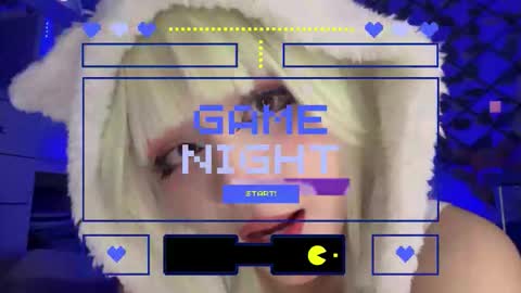 Snapshot of _heavenly_blue_ chatting on November 22, 2025, 4:00 am Bluey online show from November 22, 2025, 4:00 am