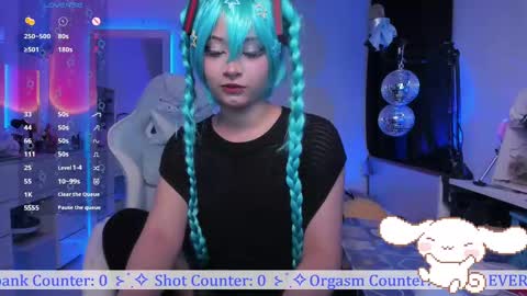 Snapshot of _heavenly_blue_ chatting on November 23, 2025, 2:00 am Bluey online show from November 23, 2025, 2:00 am