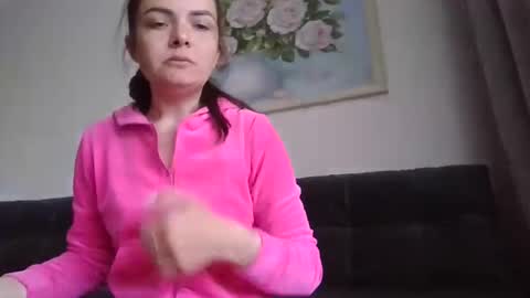 Snapshot of _hidden_frommymoom_ chatting on May 3, 2026, 9:26 am Criss4u online show from May 3, 2026, 9:26 am