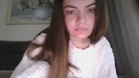 Snapshot of _hidden_frommymoom_ chatting on May 13, 2026, 6:44 am Criss4u online show from May 13, 2026, 6:44 am