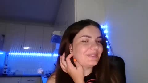 Snapshot of _hidden_frommymoom_ chatting on July 4, 2026, 8:15 pm Criss4u online show from July 4, 2026, 8:15 pm