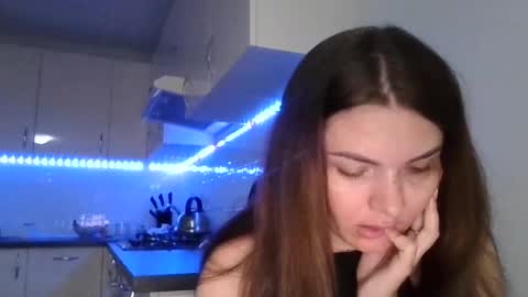 Snapshot of _hidden_frommymoom_ chatting on July 8, 2026, 6:45 pm Criss4u online show from July 8, 2026, 6:45 pm