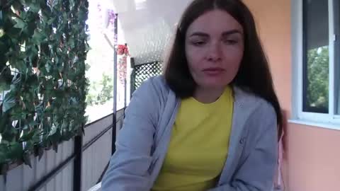 Snapshot of _hidden_frommymoom_ chatting on July 28, 2026, 12:45 pm Criss4u online show from July 28, 2026, 12:45 pm