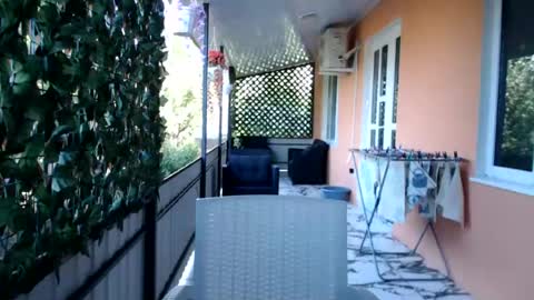Snapshot of _hidden_frommymoom_ chatting on July 28, 2026, 4:05 pm Criss4u online show from July 28, 2026, 4:05 pm