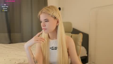 Snapshot of _honnyland chatting on July 17, 2026, 1:29 pm Alisha online show from July 17, 2026, 1:29 pm