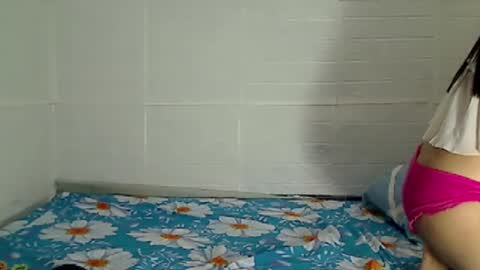 Snapshot of _hotzooey69_ chatting on September 25, 2025, 10:02 pm _hotzooey69_ online show from September 25, 2025, 10:02 pm