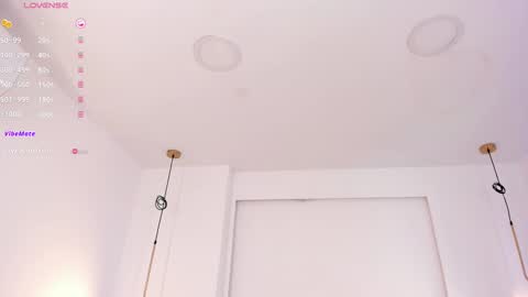 Snapshot of _huge_boobs_ebony chatting on February 27, 2025, 11:15 pm Darlis online show from February 27, 2025, 11:15 pm