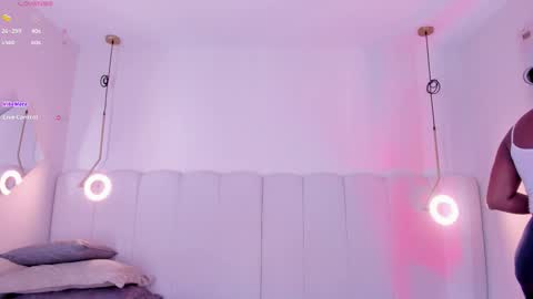 Snapshot of _huge_boobs_ebony chatting on November 16, 2025, 11:16 am Darlis online show from November 16, 2025, 11:16 am