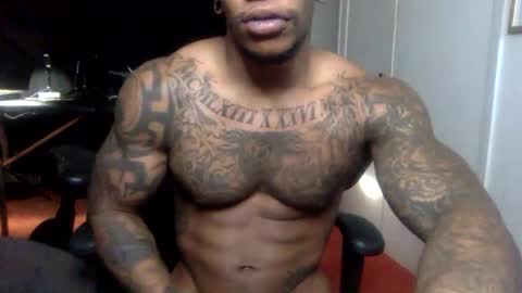 Snapshot of _infamous_ chatting on December 3, 2024, 4:28 pm Tatted34 aka PimpDaddy SlickDick online show from December 3, 2024, 4:28 pm