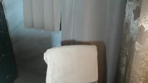 Ishi online show from January 7, 2026, 11:01 am