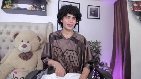 Snapshot of _jaay77 chatting on December 11, 2024, 6:42 pm Jay online show from December 11, 2024, 6:42 pm