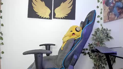 Snapshot of _jaay77 chatting on February 1, 2025, 3:08 am Jay online show from February 1, 2025, 3:08 am