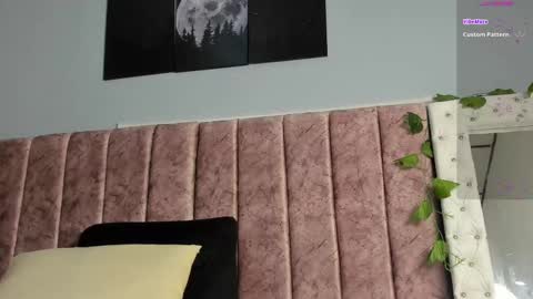 Jasmine online show from October 30, 2025, 1:45 pm