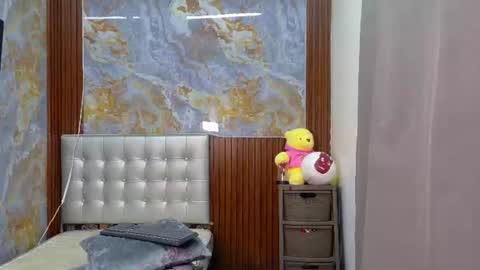 Jesica online show from June 24, 2026, 10:42 pm