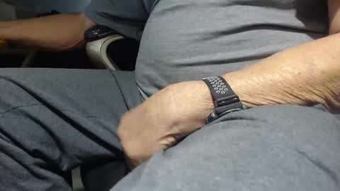 _jimmini online show from February 22, 2026, 9:13 pm