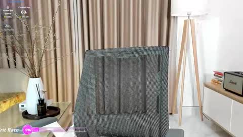 _joliie_ online show from February 27, 2026, 4:07 pm