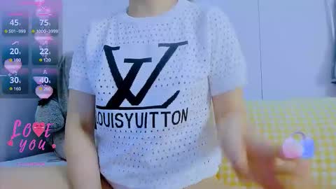 Snapshot of _joly_ chatting on June 7, 2026, 2:10 pm Joly online show from June 7, 2026, 2:10 pm