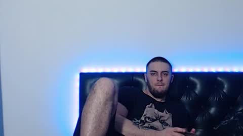 Snapshot of _joni_new_ chatting on November 10, 2025, 3:44 pm Joni online show from November 10, 2025, 3:44 pm