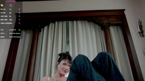 june online show from June 7, 2026, 6:22 pm
