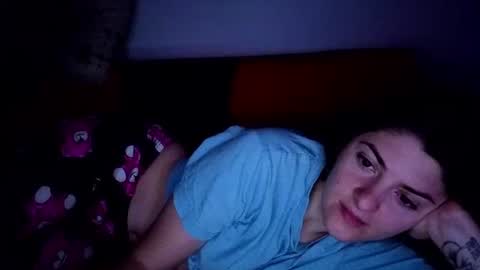 Snapshot of _just_a_simple_girl chatting on June 19, 2026, 2:16 am _just_a_simple_girl online show from June 19, 2026, 2:16 am