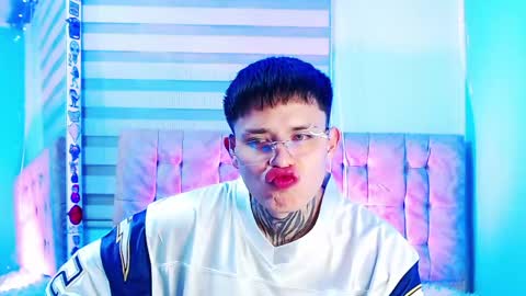 mod online show from May 9, 2026, 8:08 am