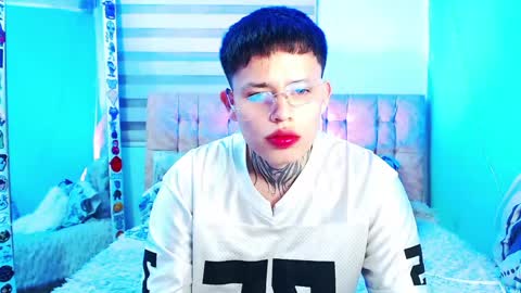 mod online show from May 25, 2026, 6:52 am