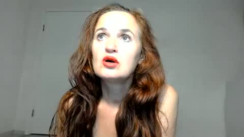 Snapshot of _kapelka_ chatting on June 21, 2026, 7:27 pm KAPELKA online show from June 21, 2026, 7:27 pm
