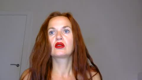 Snapshot of _kapelka_ chatting on August 1, 2026, 5:18 am KAPELKA online show from August 1, 2026, 5:18 am