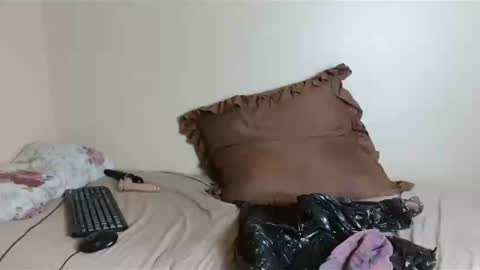 _karishma online show from February 23, 2025, 2:18 am