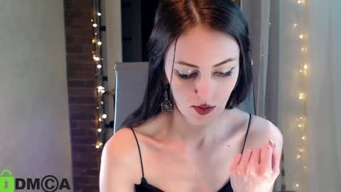  karolina online show from February 28, 2025, 5:04 pm