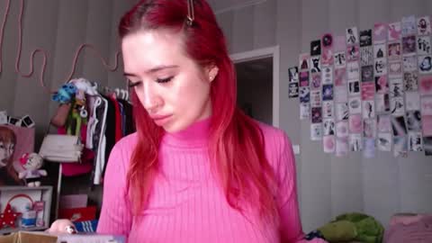 katemiller online show from December 22, 2025, 4:53 am