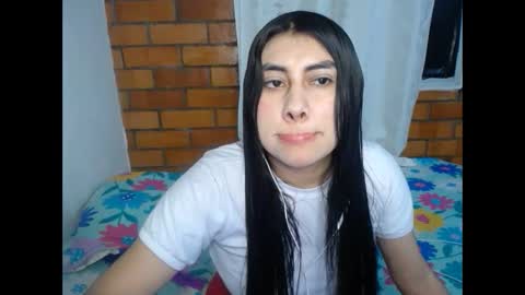 kateryn online show from April 28, 2026, 11:43 pm