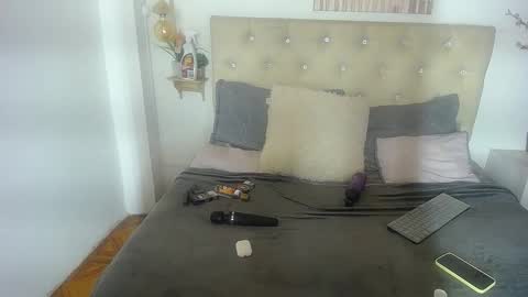 kathy online show from February 6, 2026, 1:36 pm