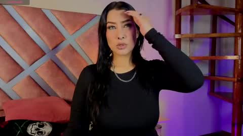 kelly online show from May 1, 2026, 11:15 am