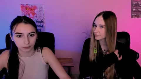 _kellykitten_ online show from February 4, 2026, 9:48 am