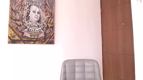  Dani  online show from February 3, 2026, 7:08 pm