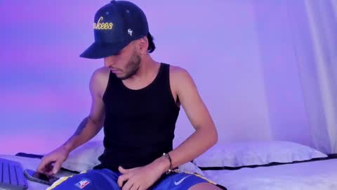 Snapshot of _kevin_xxx chatting on February 27, 2025, 12:02 pm online show from February 27, 2025, 12:02 pm