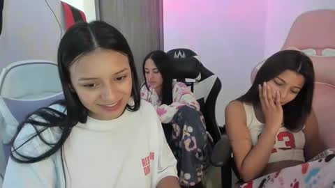 khloe sweet online show from October 31, 2025, 5:14 pm