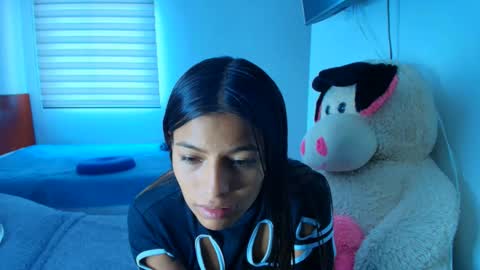 khloe sweet online show from April 6, 2026, 3:24 pm