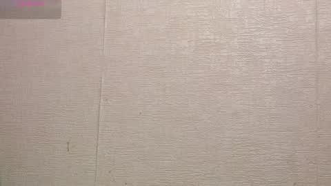 _kikiclark_ online show from May 20, 2026, 4:35 pm